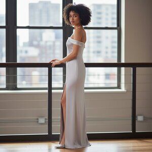 HALSTON HERITAGE Column Floor Length Gown 12 Champagne Draped Formal Prom Bridal